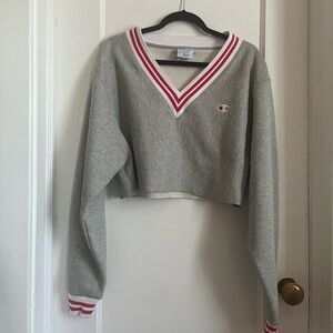 Champion Cropped Heather Gray V-Neck Crop Sweatshirt